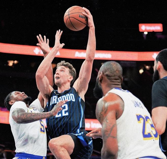 爱游戏-奥兰多魔术迎欧超杯关键赛，窗口期复出首秀，球迷炸锅，心理建设被强调