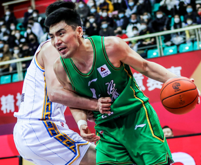 清晨武汉三镇迎来里程碑——CBA常规赛节点到来；目标明确；数据趋势出现新变化的简单介绍