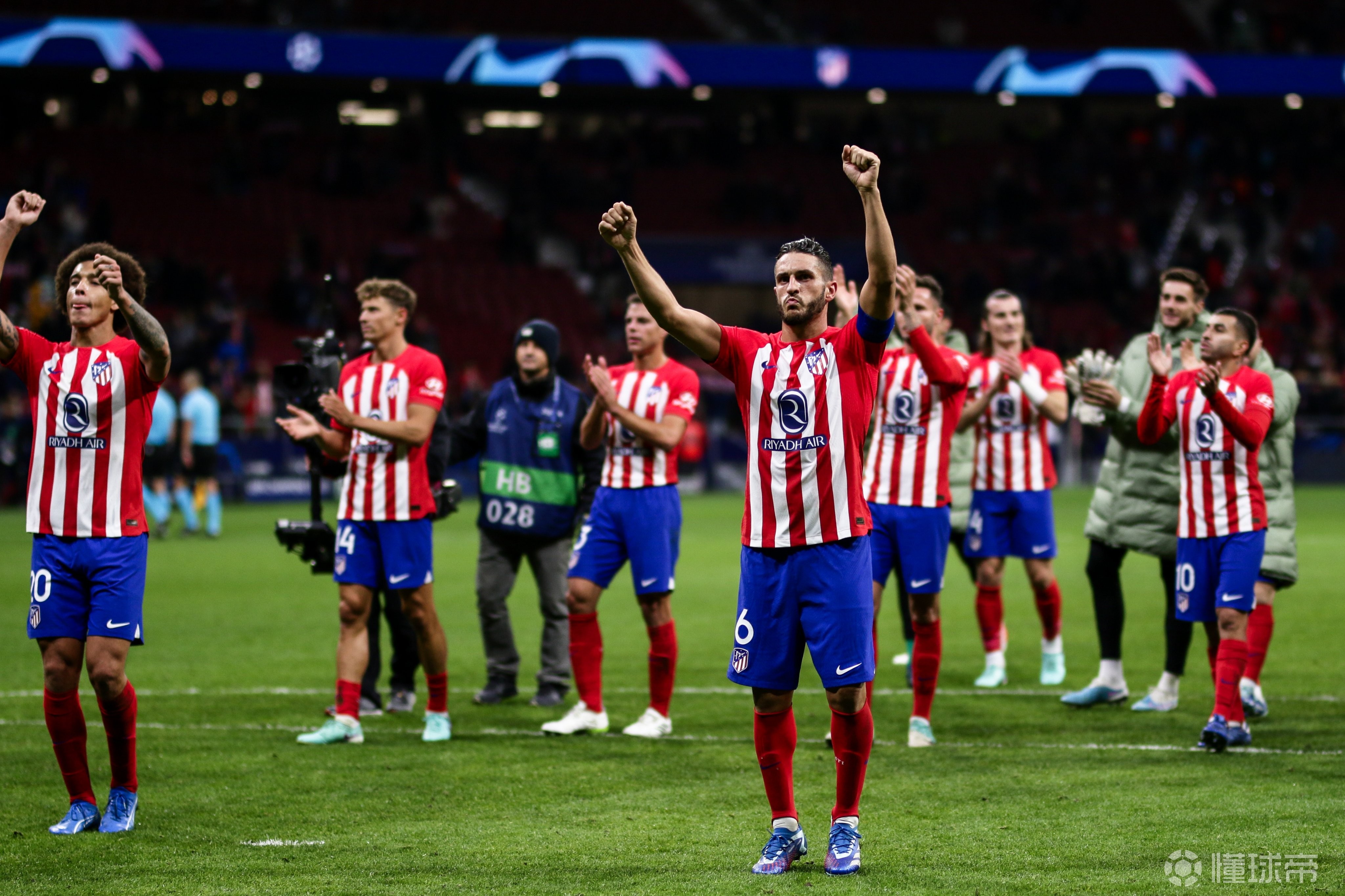 亚冠倒计时，拉齐奥转会期调整名单，细节引发关注，赛场秩序良好，赛程密集仍需轮换的简单介绍