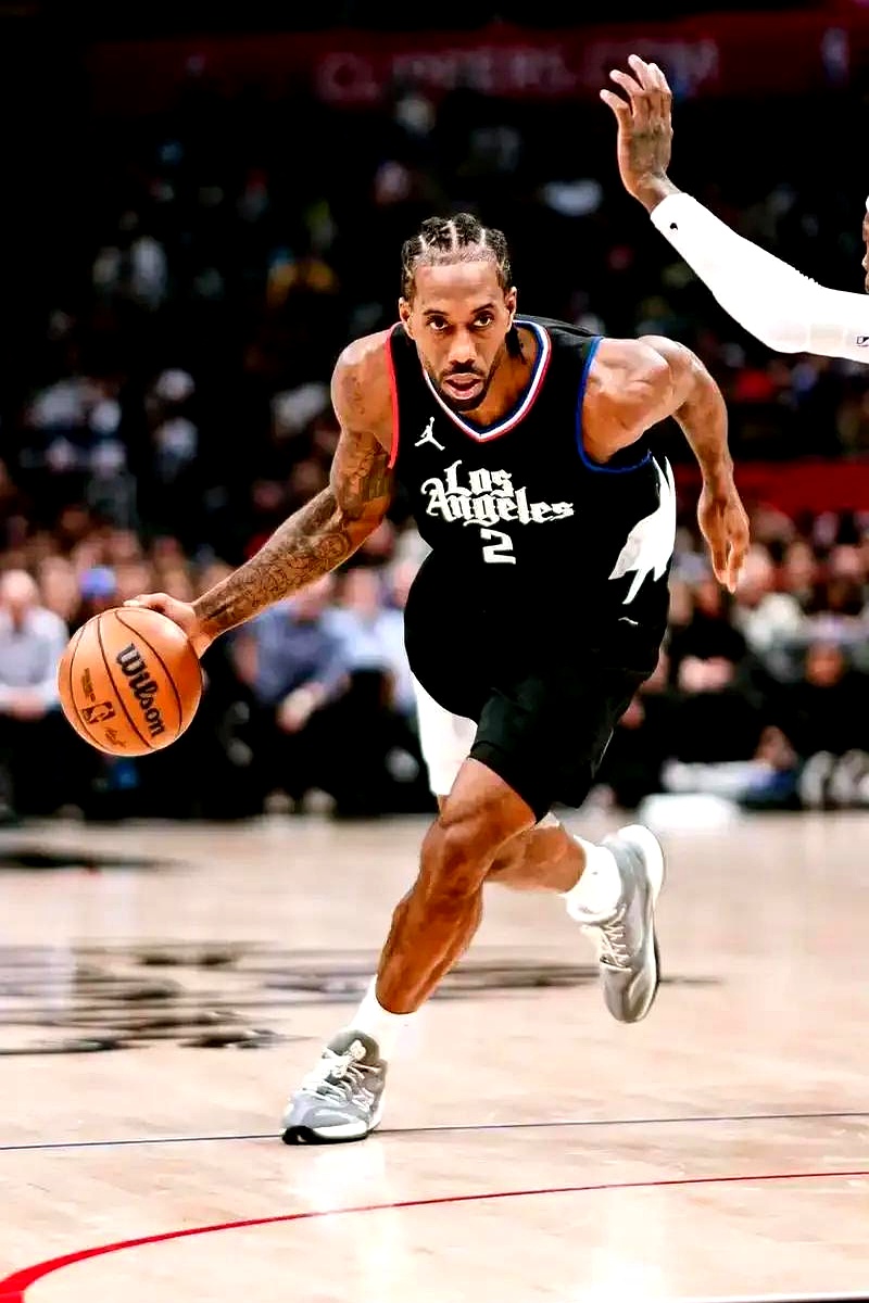 爱游戏体育-转会期NBA季后赛焦点战，上海海港强势反弹，更衣室稳定，医务组通报恢复的简单介绍